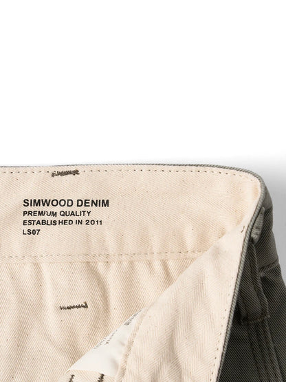 Classic Straight-Leg Chinos
